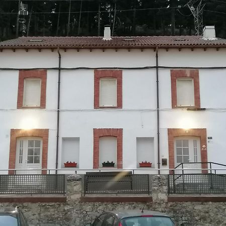 Albergue Cervera De Pisuerga Buitenkant foto
